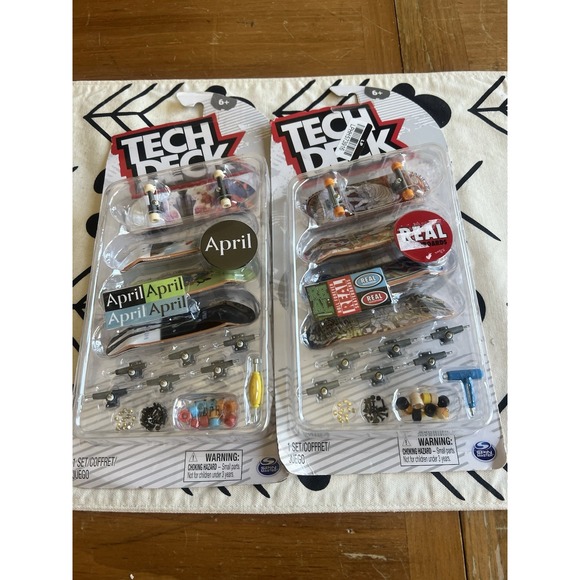 LOT OF 2 Tech deck flip four pack set Rare Design Real April Blind 4 Packs - Picture 1 of 1